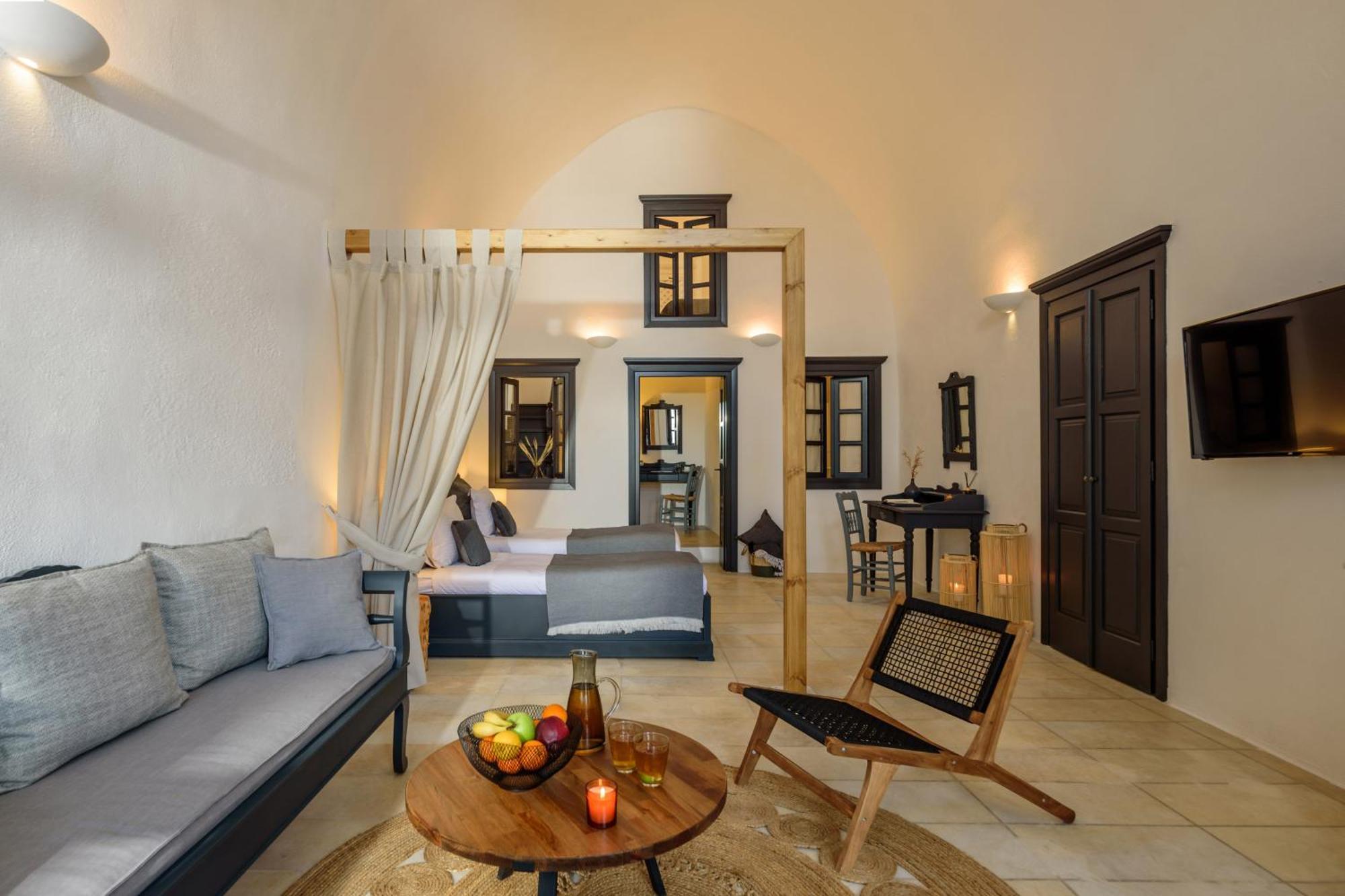 Hotel Firalia, Casa In Rock Suites *